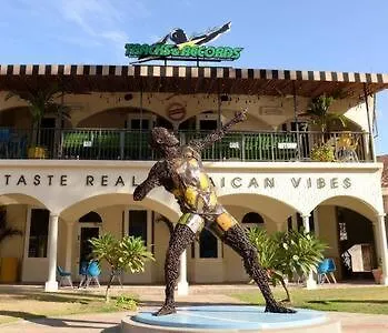 Apartment Hospitality Expert Cha3 - Pool Beach Hip-Strip Montego Bay